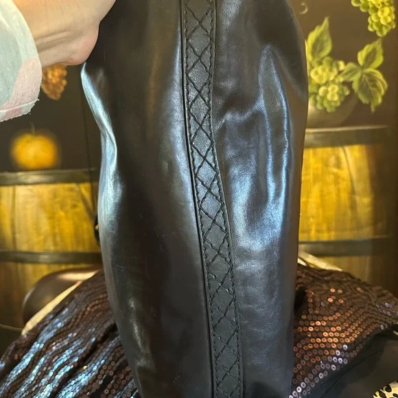 Beautiful Ex large Black Irina Babushka Leather Tote - Picture 11 of 17